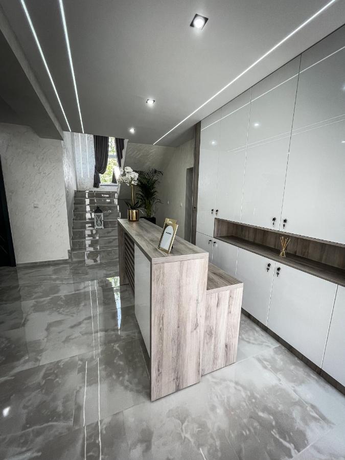 Apartmani Mila Laktaši Kültér fotó