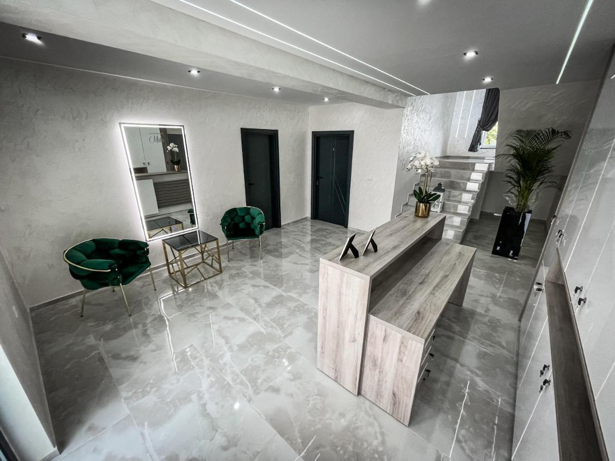 Apartmani Mila Laktaši Kültér fotó