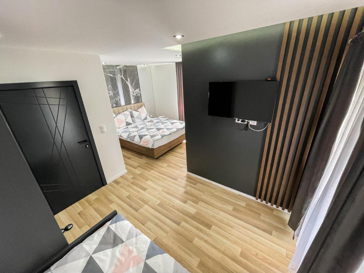 Apartmani Mila Laktaši Kültér fotó