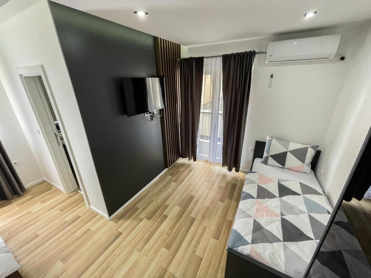 Apartmani Mila Laktaši Kültér fotó