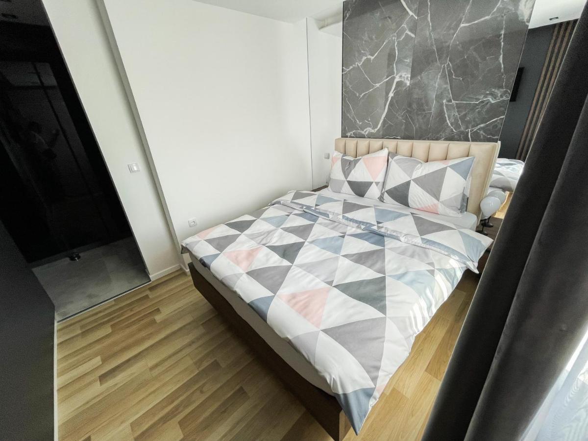 Apartmani Mila Laktaši Kültér fotó