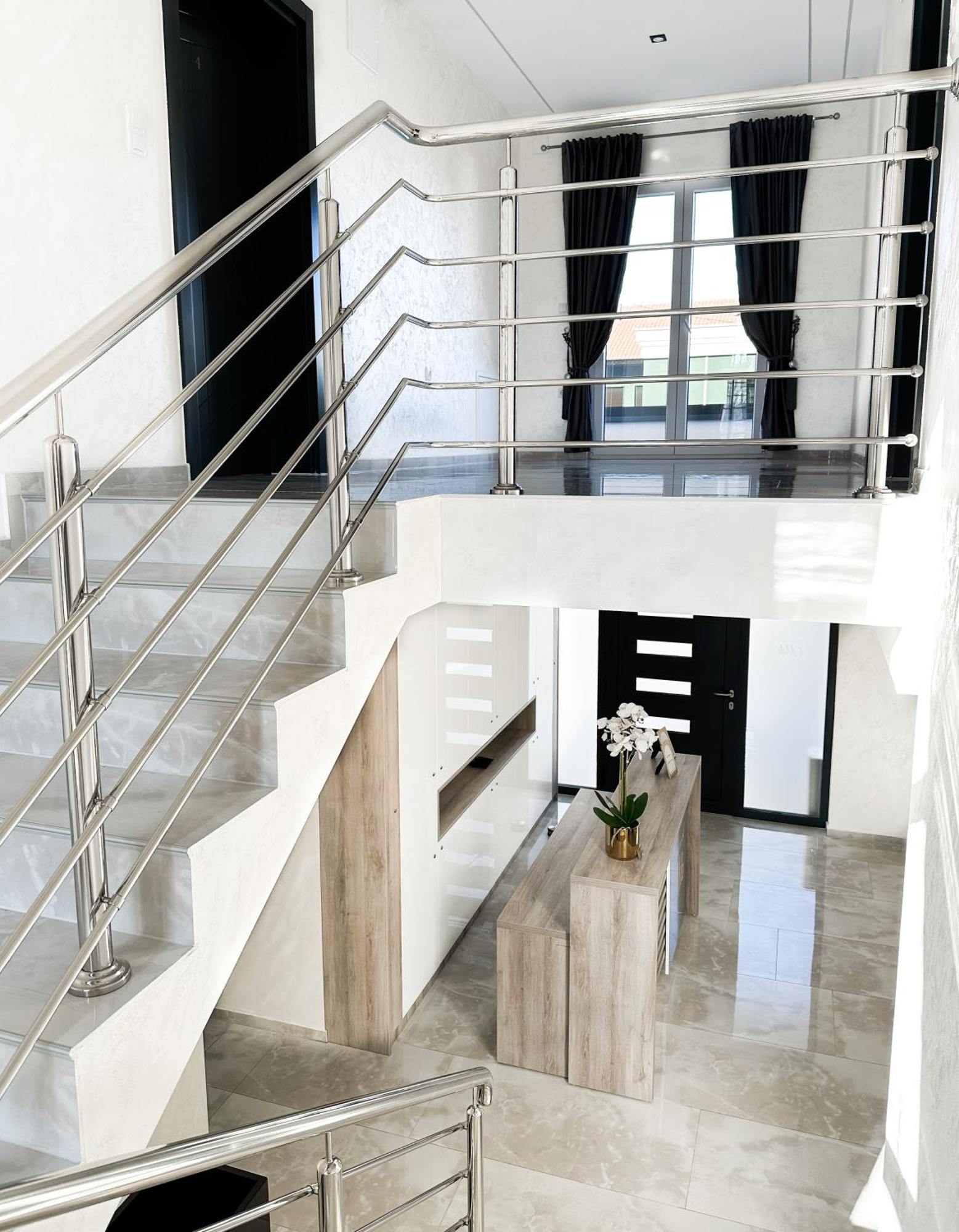 Apartmani Mila Laktaši Kültér fotó