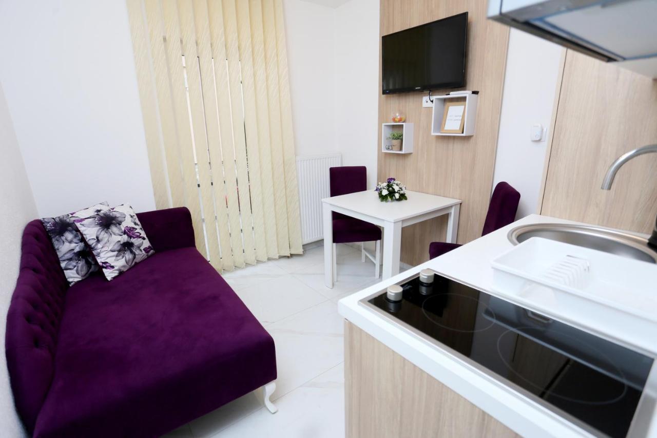 Apartmani Mila Laktaši Kültér fotó
