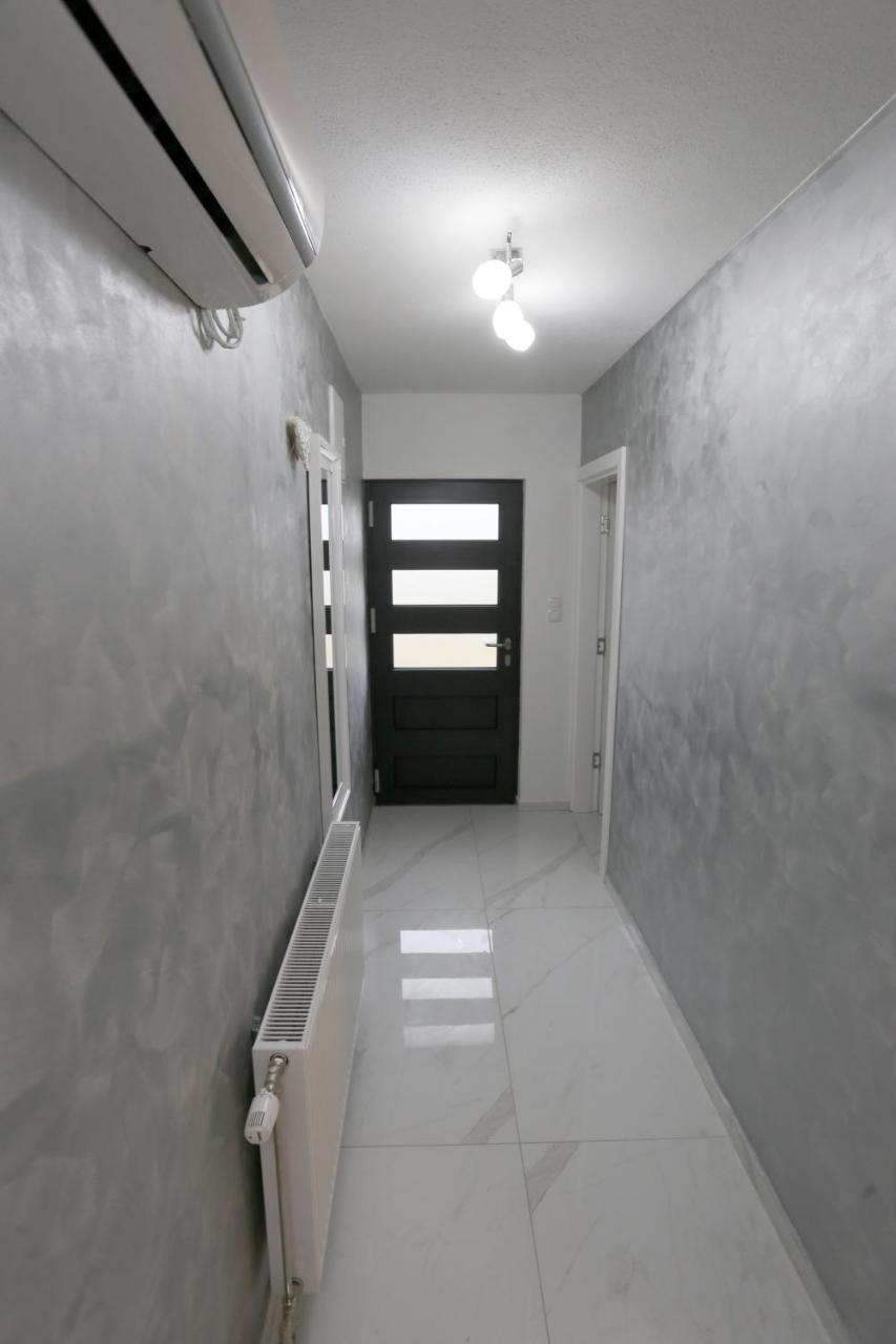 Apartmani Mila Laktaši Kültér fotó