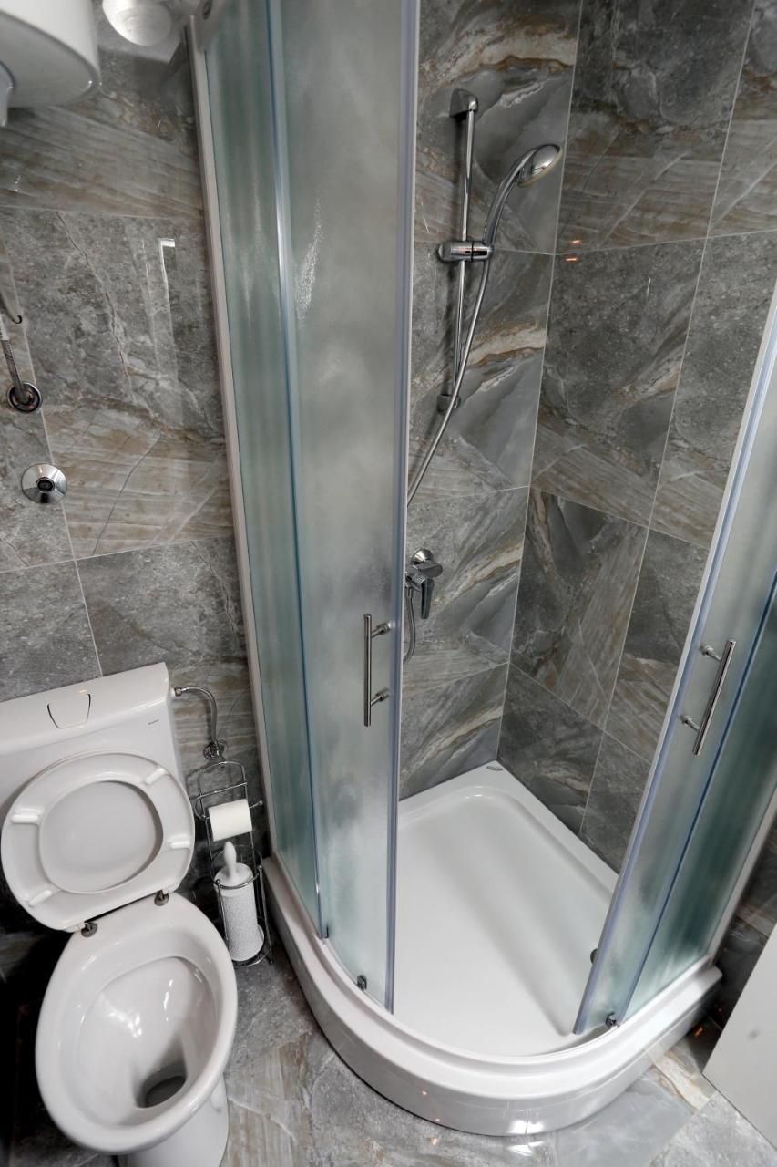 Apartmani Mila Laktaši Kültér fotó